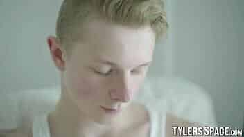 Solo twink jerks off his big dick video