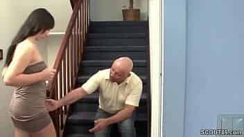 Stepfather fucks his little in the hallway video