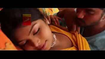 Hot Bhabhi romance with boyfriend friend - hot masala shot mastani bhabhi video