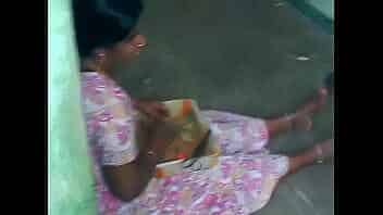 Hot sexy Tamil aunty video