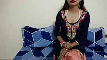 aunty sex video Bhabhi shows her body to jeth ji when nobody at home in hindi video