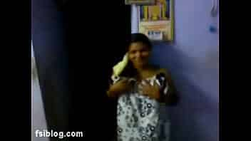 sexy tamil bitch .. video